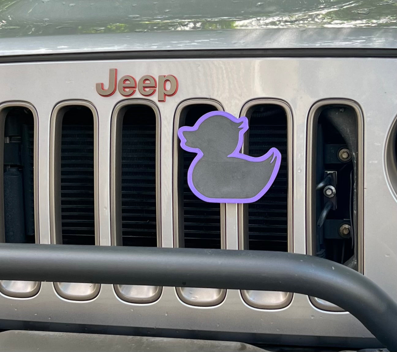 Grille Emblem + Grille Clamp for Jeep