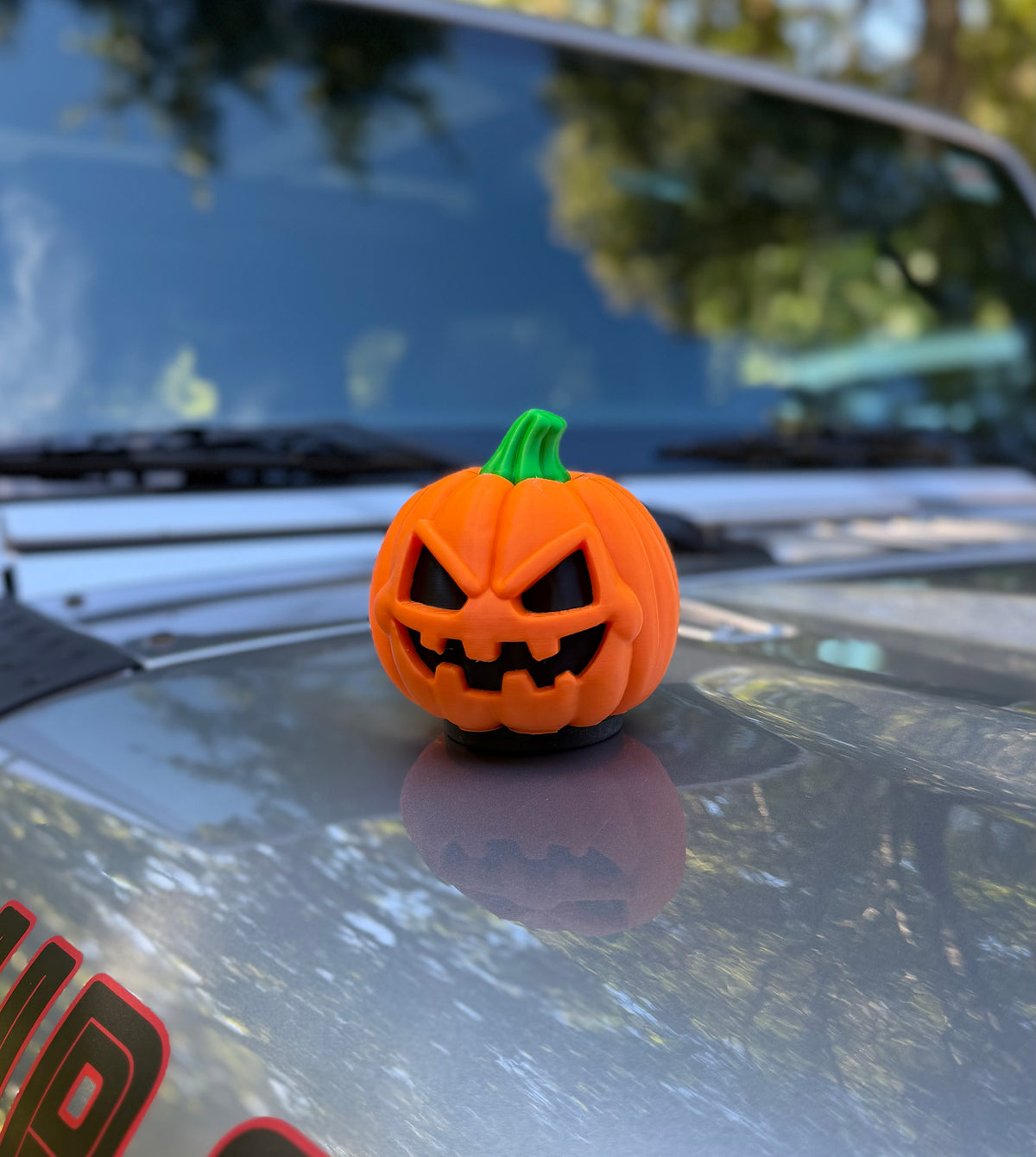 Jack-O-Lantern Magnetic Exclusive Vault Hood Accessory