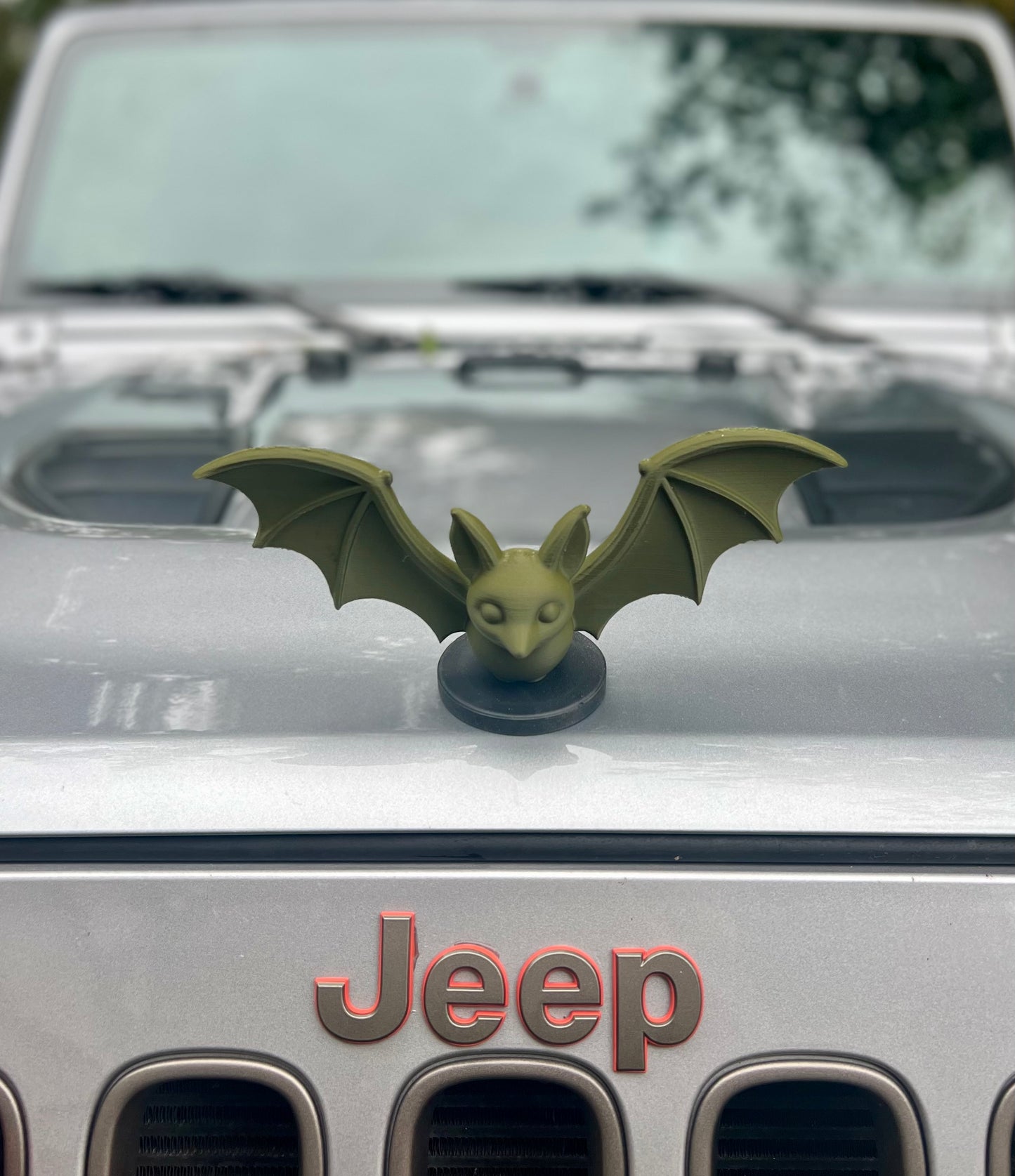 BIG BAT Magnetic Emblem - Halloween Hood Ornament