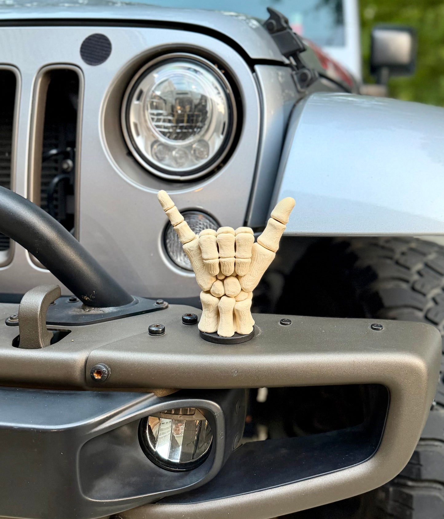 Skeleton Hand Car Topper - Magnetic Vehicle Accessory
