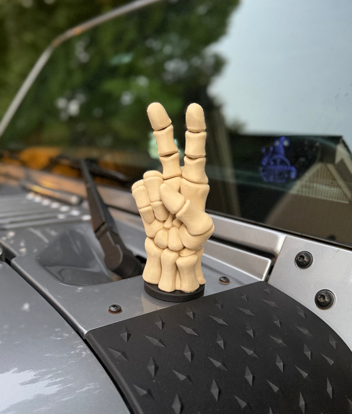 Skeleton Hand Car Topper - Magnetic Vehicle Accessory
