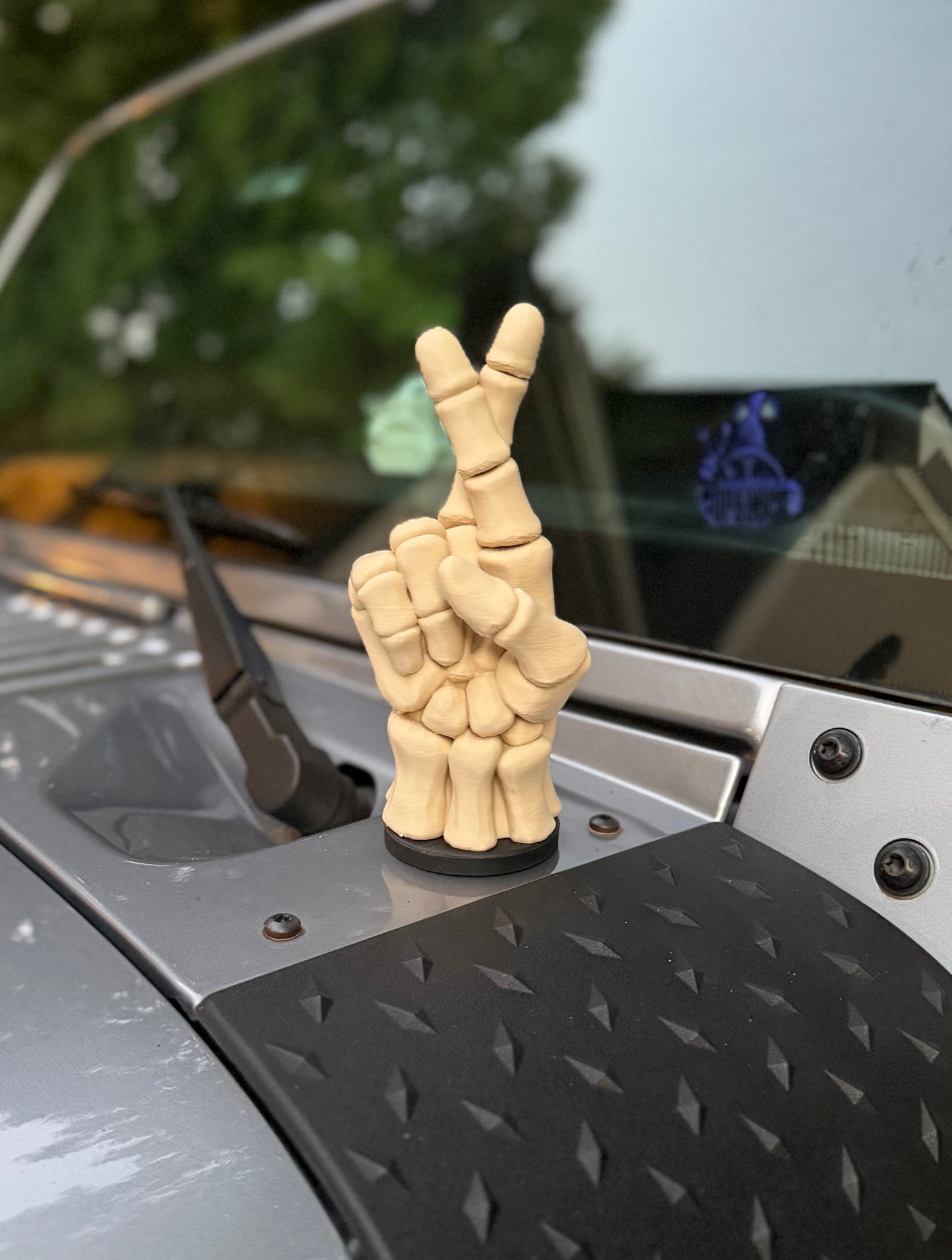 Skeleton Hand Car Topper - Magnetic Vehicle Accessory