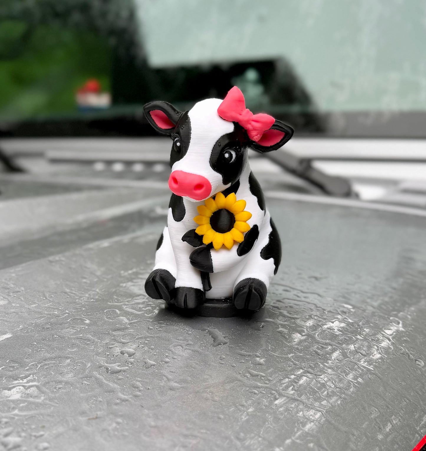 Sunflower Cow – Exclusive Vault Edition