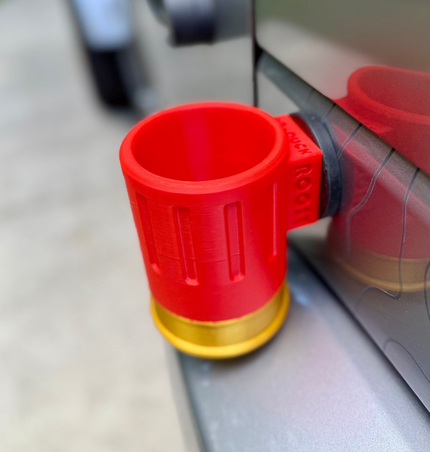 12 Gauge Roost™ Magnetic Drink Dock