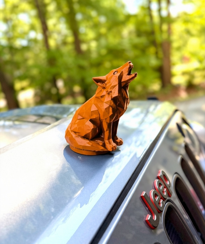 Howling Wolf – Edge Series Magnetic Vehicle Accessory